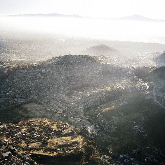 Amazing Aerial Views Of Mexico City - "La mancha de cemento" de Ciudad de México en fotos
