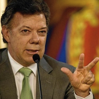 ¿Revolcón Ministerial? Santos pidió la renuncia para afrontar la crisis