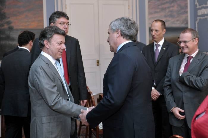 El jalón de orejas de la Comisión Europea al Presidente Santos por el tema de tierras