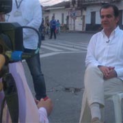 La polémica aparición de Óscar Iván Zuluaga en el atentado de Pradera, para hacer campaña
