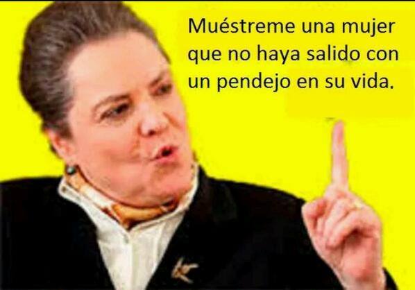 De hombres que no solo son pendejos y de mujeres que ¿por qué aún hoy los acompañan hasta en bata de toalla?