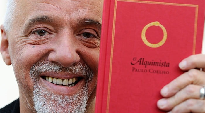  - Por qué no debe tomarse en serio al escritor Paulo Coelho