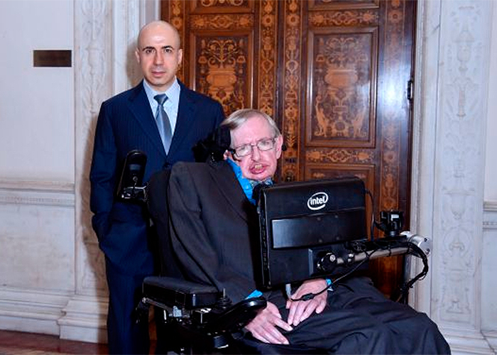 El oscuro magnate ruso al que Stephen Hawkings acudió para buscar vida en otros planetas