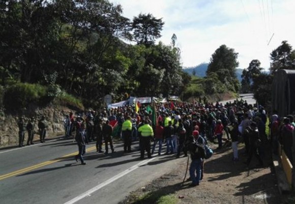 La vía Panamericana: un arma de lucha en la Minga Nacional