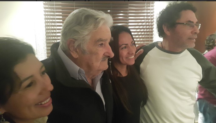  - "La implementación está saliendo más dura que las balas", las Farc se quejan con Pepe Mujica