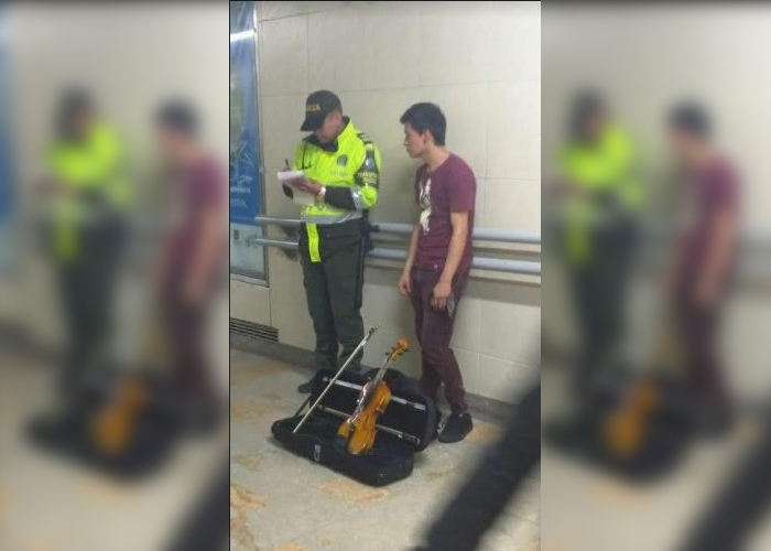 La policía ahora persigue músicos callejeros y no ladrones
