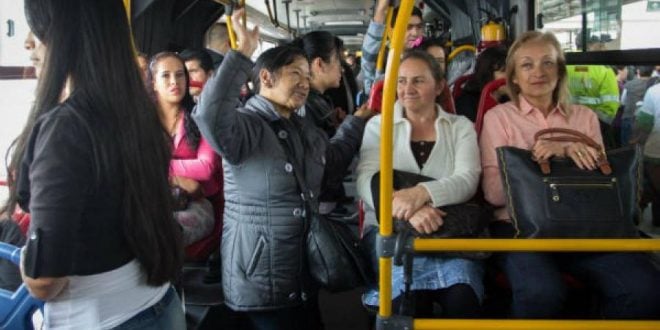 Cuando las mujeres se aprovechan de su género para someter a los hombres