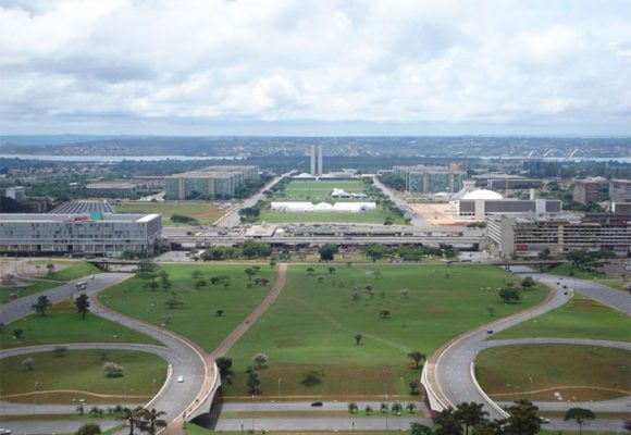 Entre la arquitectura y la construcción - Las2orillas