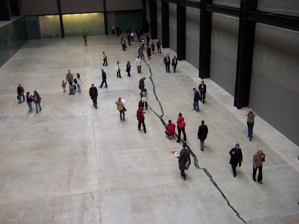  - El agarrón de Doris Salcedo con Iván Márquez por la escultura con las armas de las Farc