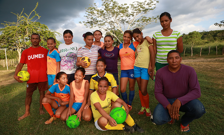 Fútbol, El Bálsamo de las mujeres