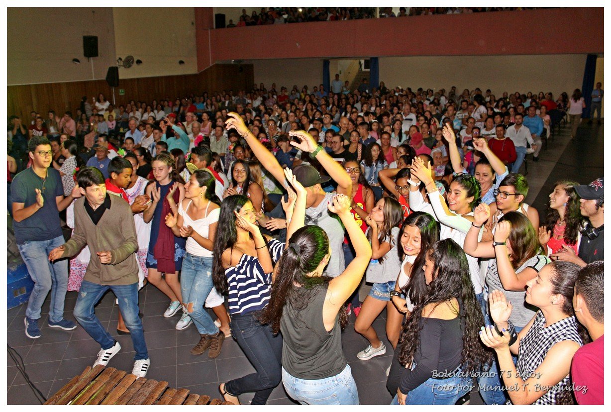  - Un concierto inolvidable: Colegio Bolivariano, 75 años