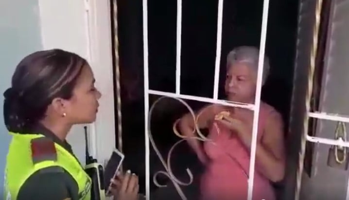 Video: Cayó la abuela envenenadora de perros y gatos de Santa Marta