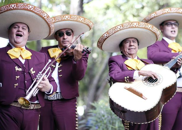 ¿Por qué el distrito excluye la música mariachi?