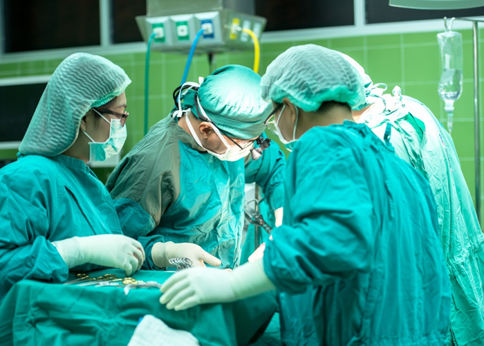 Anestesiólogos de diferentes regiones llevan más de un año sin recibir sus salarios