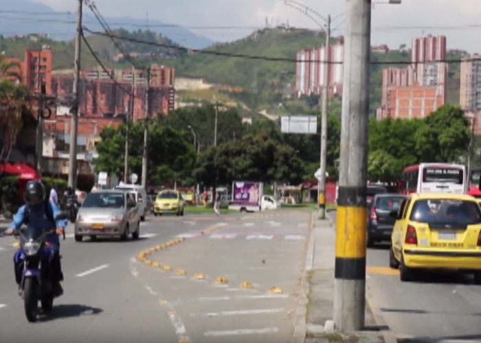 Navidad agridulce para los afectados por el intercambio vial de la avenida Colombia