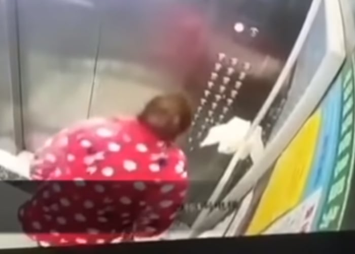 VIDEO: Mujer con coronavirus escupe en ascensor y es detenida