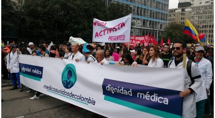  - "No queremos seguir trabajando en condiciones indignas": médicos a Duque