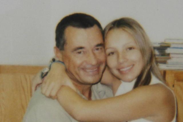 Reaparece Carlos Lehder desde Alemania y desautoriza a su hija Mónica como su vocera