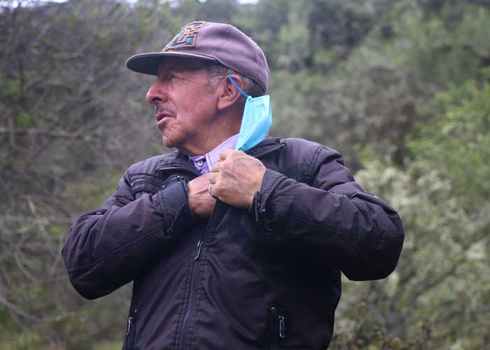 Pedro Barbosa es vecino de dos de los predios que quedaron en manos del gobierno. Lleva más de 60 años viviendo en el Sumapaz. Foto: María Fernanda Padilla Quevedo - El ultimátum con el que las Farc entregaron sus fincas en el Sumapaz