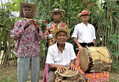  - Sobaremos los tambores en su honor