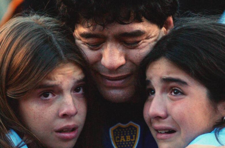 Will the daughters of Maradona not see a weight of his fortune?