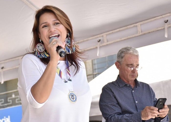 Paola Holguín y su uribismo sin Uribe