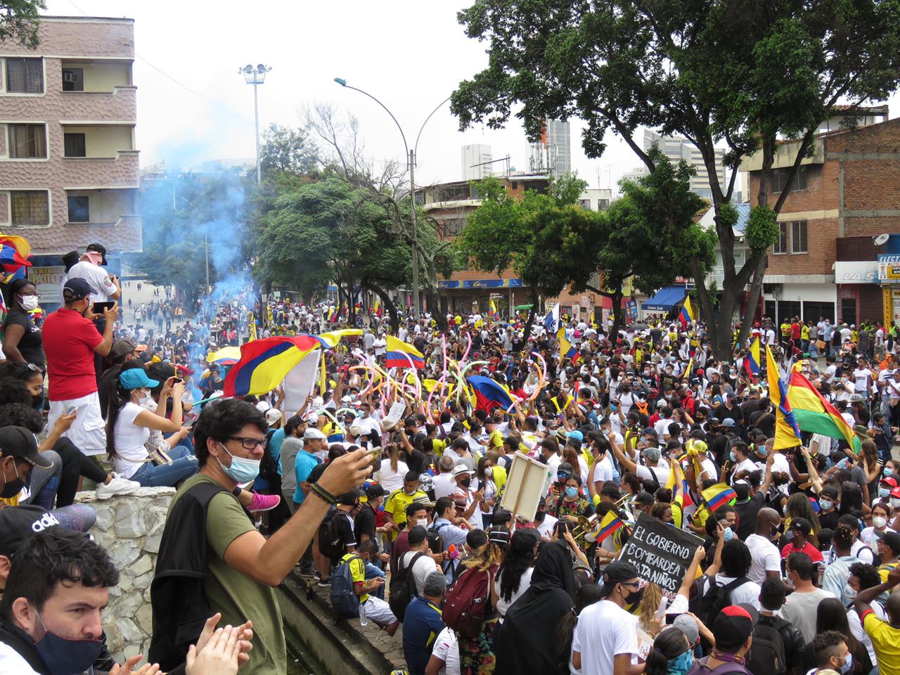 Seis horas de marchas en Cali que terminaron mal  Las2orillas.co