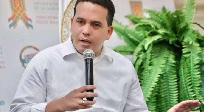  - Las movidas del senador Carlos Andrés Trujillo para mantener la Contraloría de Antioquia