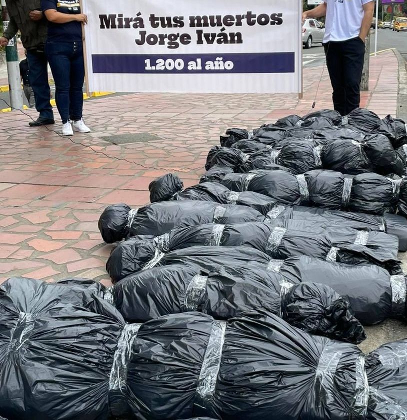  - Dramática protesta contra el Alcalde de Cali mientras arranca nueva revocatoria