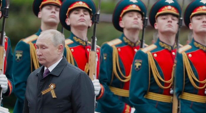  - Putin instala su tropa en territorio ucraniano