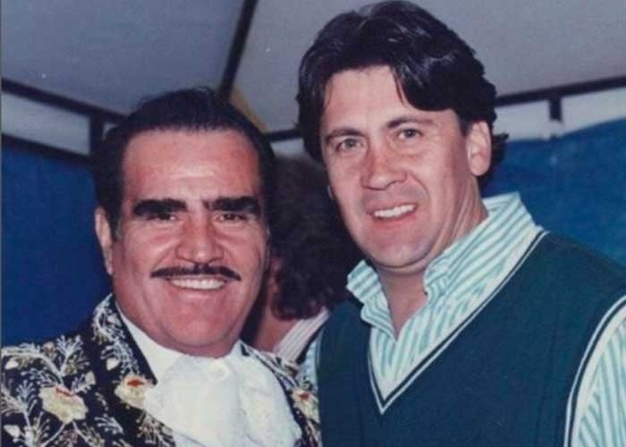 Vicente Fernandez - La fórmula de Ricardo Leyva para convencer a los grandes de la música de cantar en Colombia