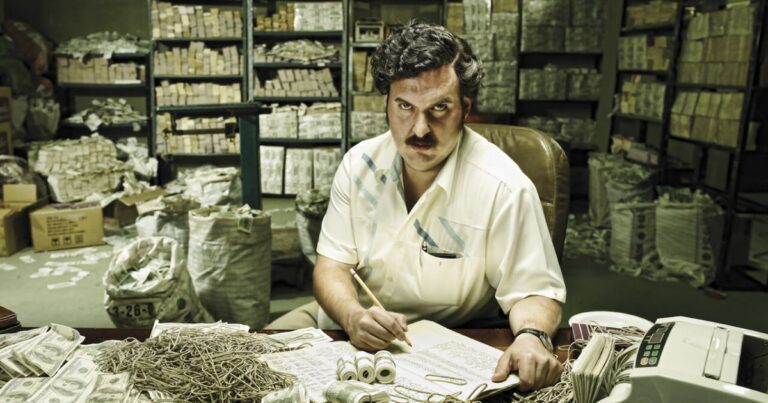 Escobar: el patrón del mal - Una de las exitosas novelas de Caracol vuelve para seguir liderando el rating