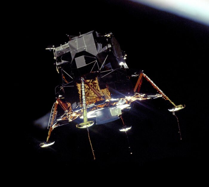 Modulo Lunar Apolo 11 - Colombia en la NASA - Colombia en la NASA: la empresa de Usaquén que forró con tela el interior de Apolo 11