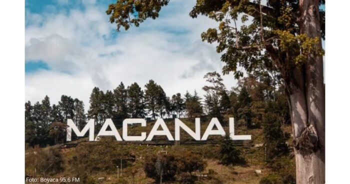 turismo en Colombia - Turismo en Colombia: el pueblo de Boyacá que le copió a Hollywood su letrero en las montañas
