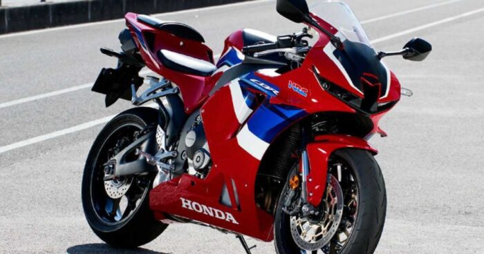 El regreso de la potente moto de Honda, la CBR600RR - La potente moto de Honda que renovó para este 2024, es una superdeportiva