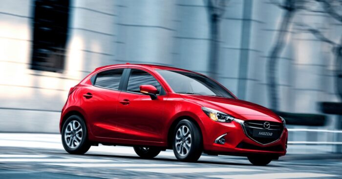 El renovado carro Mazda 2 que llegará a Colombia - Mazda 2 llegará a Colombia con una versión única y potente