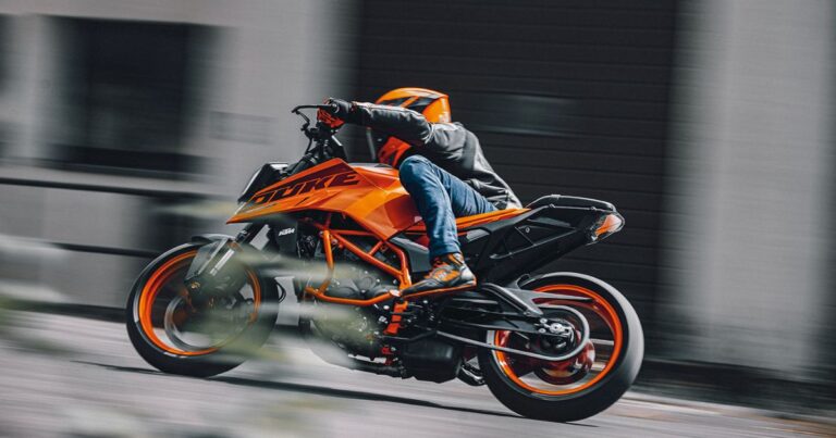 KTM 390 Duke - 390 Duke, la nueva moto de KTM que llega a Colombia a mandar con su potencia