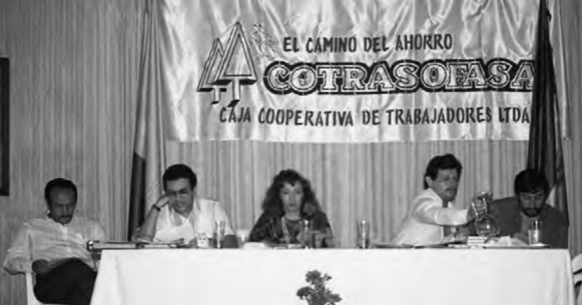Cooperativa Confiar - La cooperativa Confiar les prestó plata para campañas a Petro, Fajardo, Claudia López y otros 200 candidatos