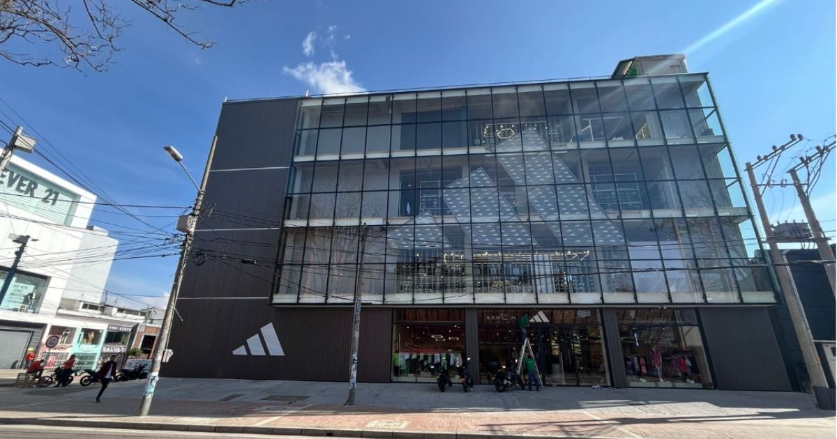 Así es el 'Adidas más grande de Latinoamérica' y queda en Bogotá; tienen buenos precios