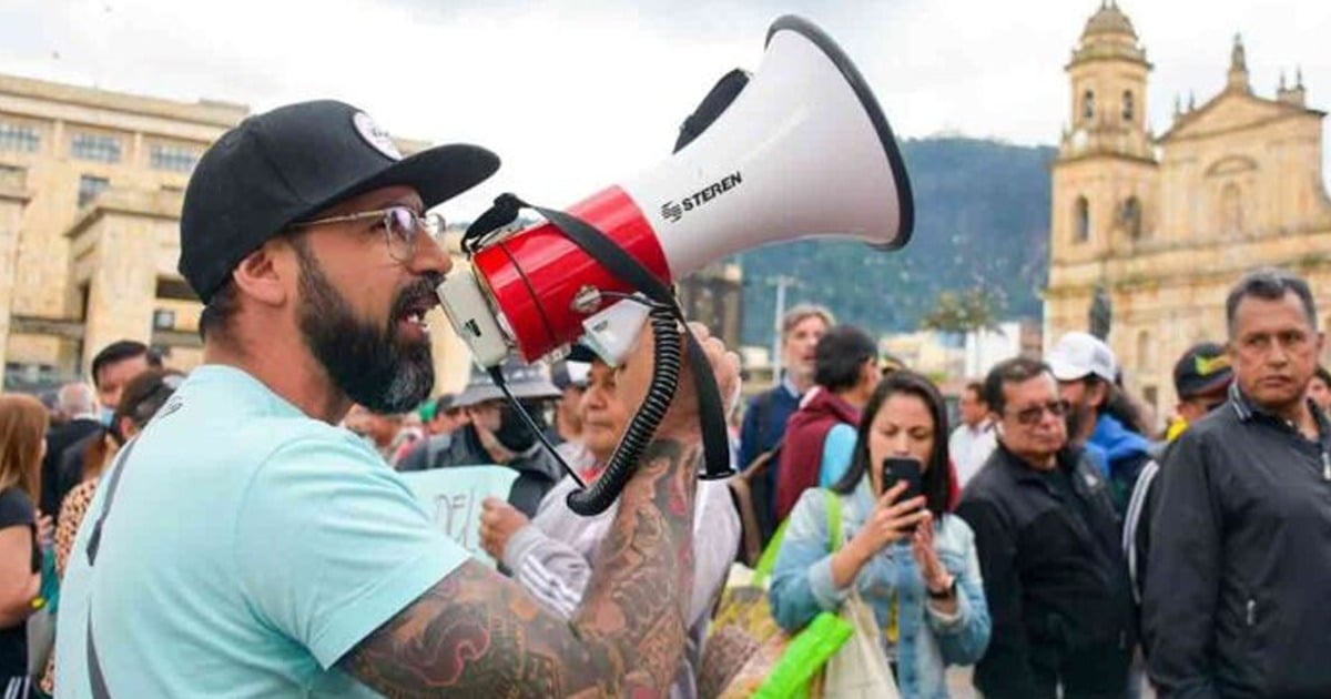 Andrés Camacho - Los cinco activistas de marchas y pancarta en mano que Petro tiene a su lado como Ministros