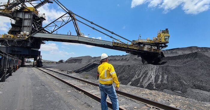  - Después de 50 años de sacar carbón del Cerrejón, los últimos dueños preparan su salida de Colombia