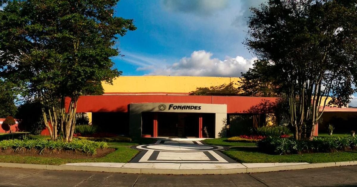 Historia de Fonandes Fósforos - Grupo Fierro, la empresa española que manda en el negocio de los fósforos en Colombia con Fonandes