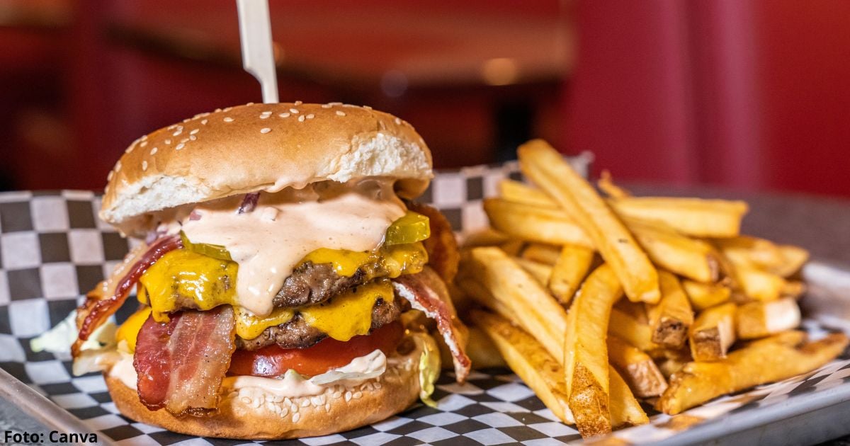 ¿Por qué es más saludable comer dos hamburguesas que un combo con papas fritas?