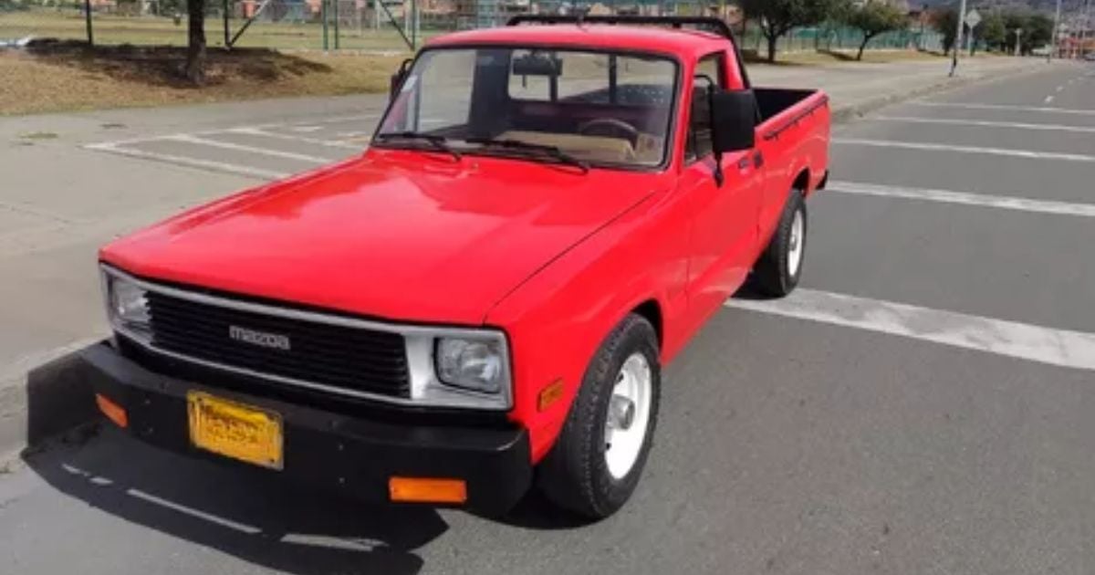  - Así fue como llegó de Japón el primer carro Mazda; gracias al empresario Leonidas Lara hace 40 años