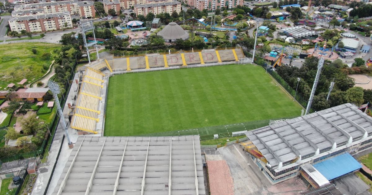 Estadio de Techo Bogotá Kennedy - Cuando el Estadio de Techo era el Hipódromo donde los ricos apostaban a las carreras de caballos