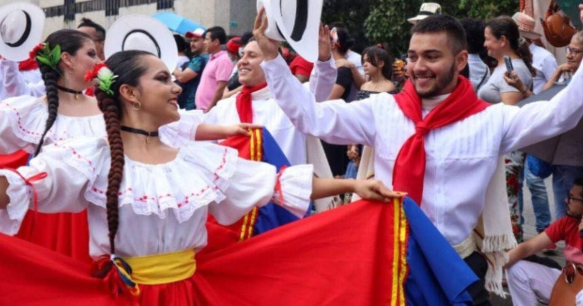 Artesanías de Colombia en la Feria Bonita 2024: Un tributo a la tradición artesanal santandereana