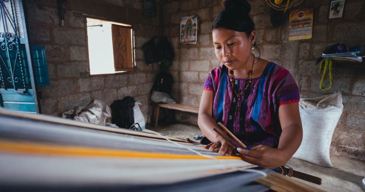 Educación intercultural y desafíos de la mujer indígena