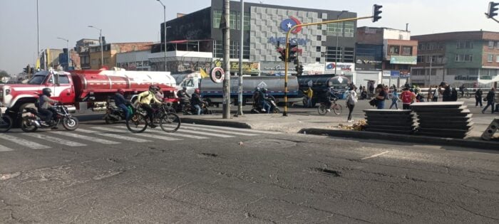 Galán - ¿Por qué el alcalde Carlos Fernando Galán le da la espalda al paro de camioneros?