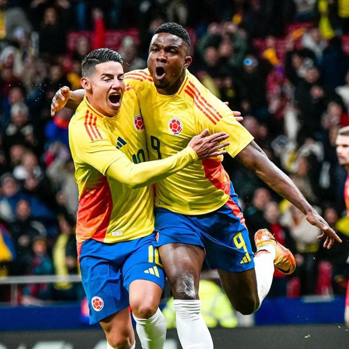 Jhon Córdoba selección Colombia - Jhon Córdoba y la drástica decisión que tomó sobre su futuro antes de jugar con la selección