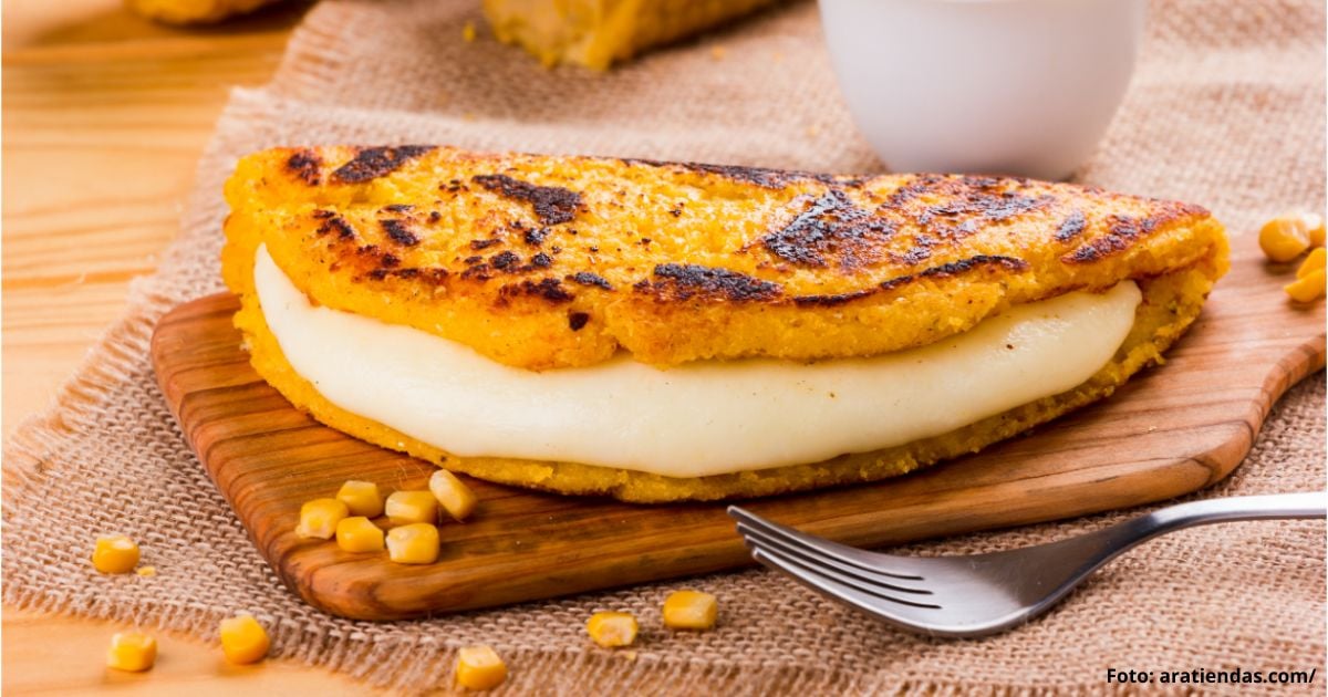 Así es la forma correcta de preparar una rica arepa de choclo; como para chuparse los dedos